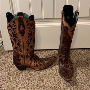 Corral wide calf boots - size 9 BARELY WORN